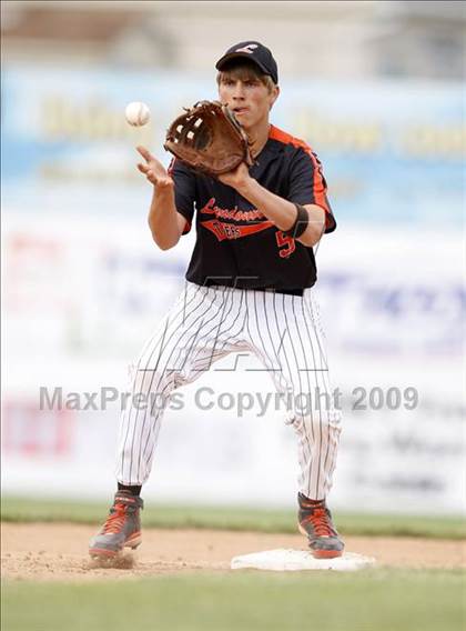 Thumbnail 3 in Lydonville vs. Warsaw  (Section 5 Class C Semifinal) photogallery.