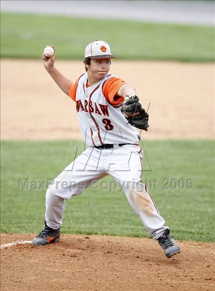 Thumbnail 3 in Lydonville vs. Warsaw  (Section 5 Class C Semifinal) photogallery.