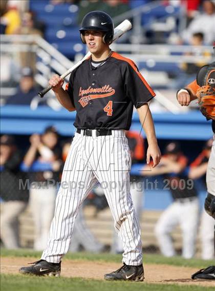 Thumbnail 3 in Lydonville vs. Warsaw  (Section 5 Class C Semifinal) photogallery.