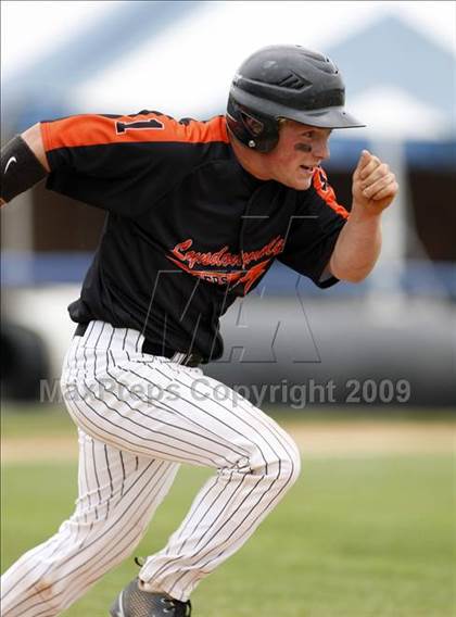 Thumbnail 3 in Lydonville vs. Warsaw  (Section 5 Class C Semifinal) photogallery.