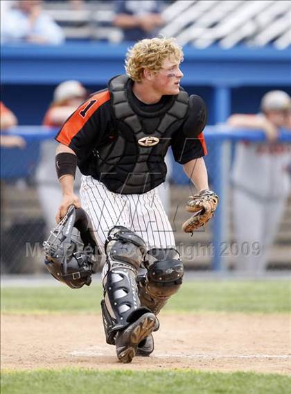 Thumbnail 2 in Lydonville vs. Warsaw  (Section 5 Class C Semifinal) photogallery.