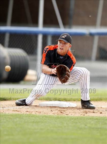 Thumbnail 1 in Lydonville vs. Warsaw  (Section 5 Class C Semifinal) photogallery.