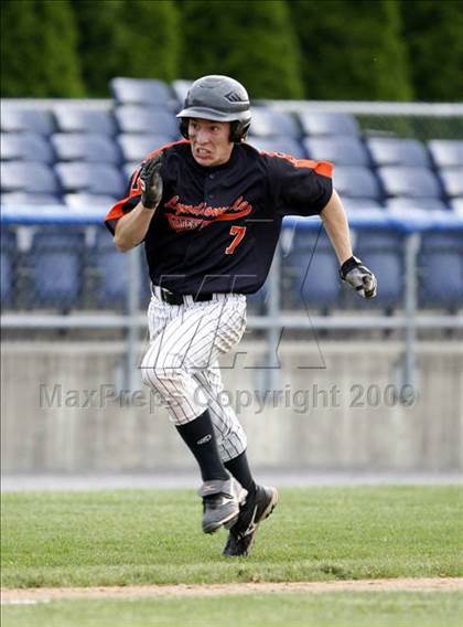 Thumbnail 3 in Lydonville vs. Warsaw  (Section 5 Class C Semifinal) photogallery.