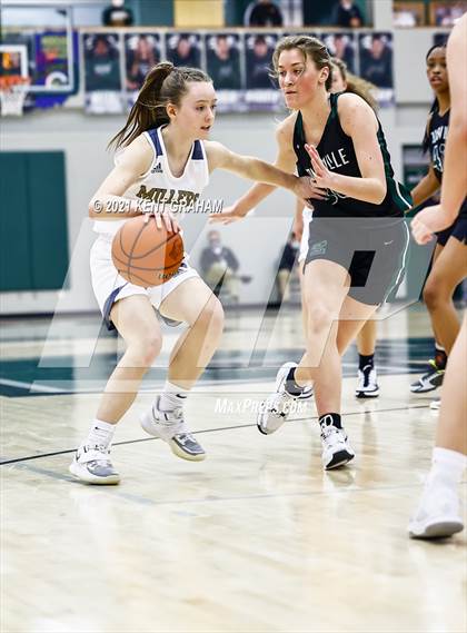 Thumbnail 1 in Zionsville vs Noblesville (IHSAA 4A Sectional Semifinal) photogallery.