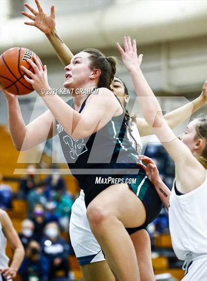 Thumbnail 2 in Zionsville vs Noblesville (IHSAA 4A Sectional Semifinal) photogallery.