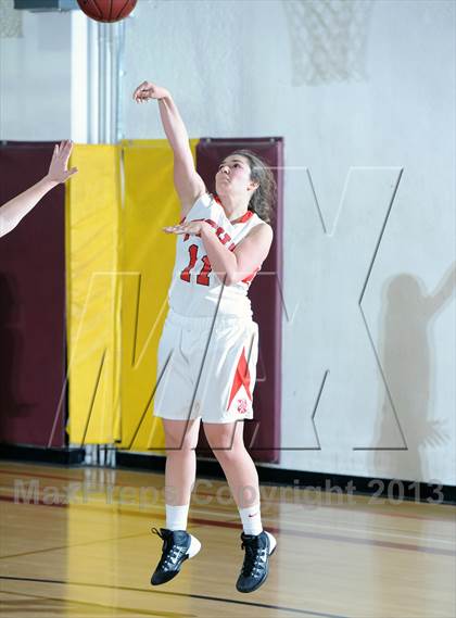 Thumbnail 1 in Flintridge Sacred Heart vs. Thousand Oaks  (La Canada Tournament) photogallery.