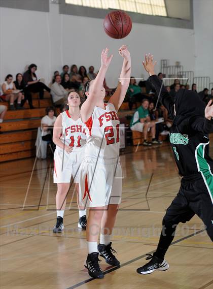 Thumbnail 1 in Flintridge Sacred Heart vs. Thousand Oaks  (La Canada Tournament) photogallery.