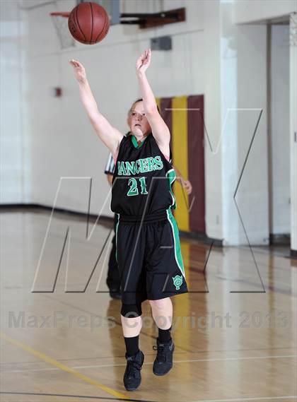 Thumbnail 1 in Flintridge Sacred Heart vs. Thousand Oaks  (La Canada Tournament) photogallery.