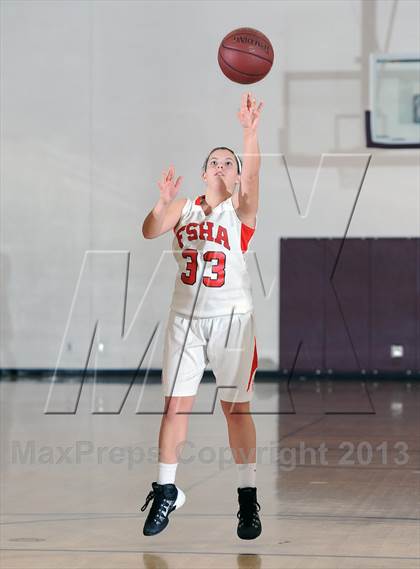 Thumbnail 3 in Flintridge Sacred Heart vs. Thousand Oaks  (La Canada Tournament) photogallery.
