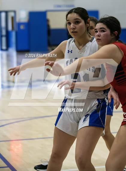 Thumbnail 2 in Las Plumas @ Orland photogallery.