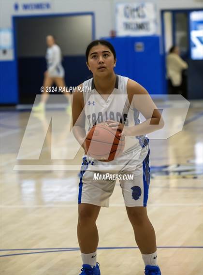 Thumbnail 2 in Las Plumas @ Orland photogallery.