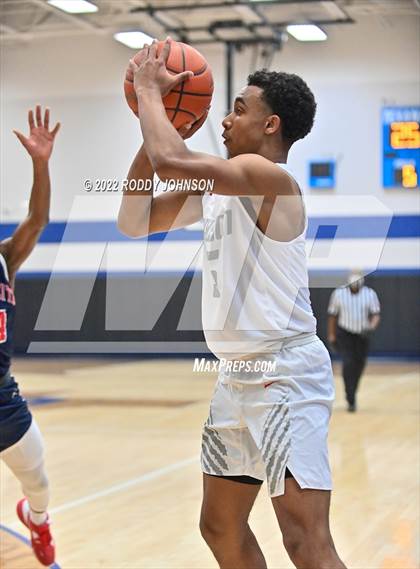 Thumbnail 2 in Atascocita vs Dawson (McDonald's Texas Invitational) photogallery.