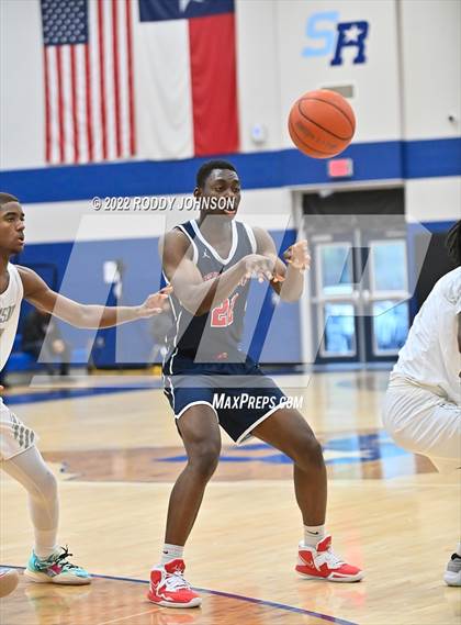 Thumbnail 1 in Atascocita vs Dawson (McDonald's Texas Invitational) photogallery.