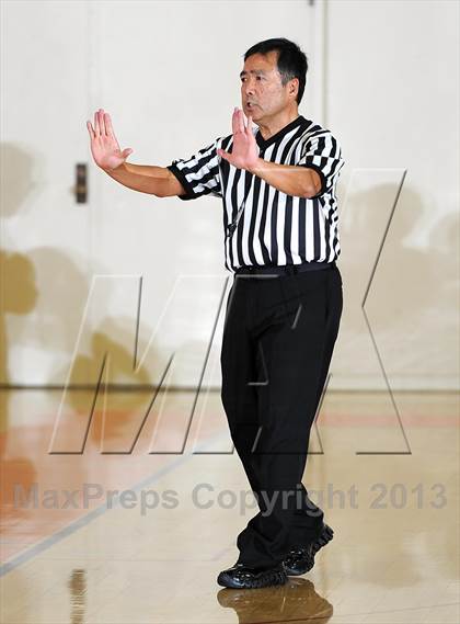 Thumbnail 3 in San Marino vs. Marshall (Pasadena Poly Tournament) photogallery.