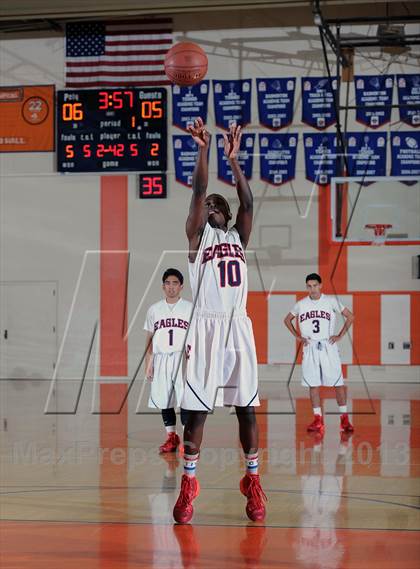 Thumbnail 1 in San Marino vs. Marshall (Pasadena Poly Tournament) photogallery.
