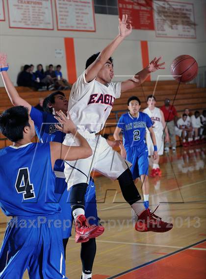 Thumbnail 1 in San Marino vs. Marshall (Pasadena Poly Tournament) photogallery.