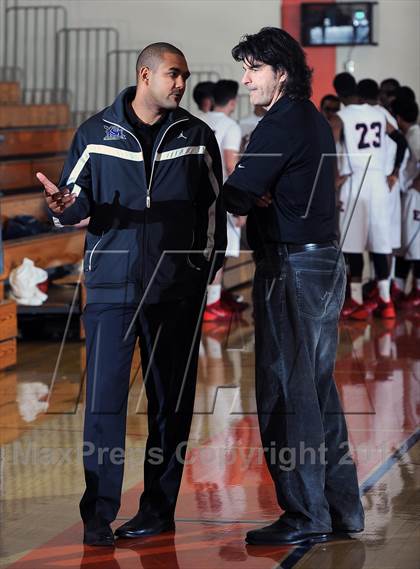 Thumbnail 2 in San Marino vs. Marshall (Pasadena Poly Tournament) photogallery.