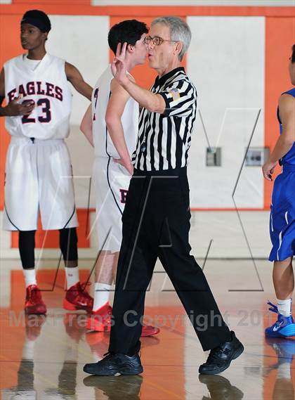 Thumbnail 3 in San Marino vs. Marshall (Pasadena Poly Tournament) photogallery.