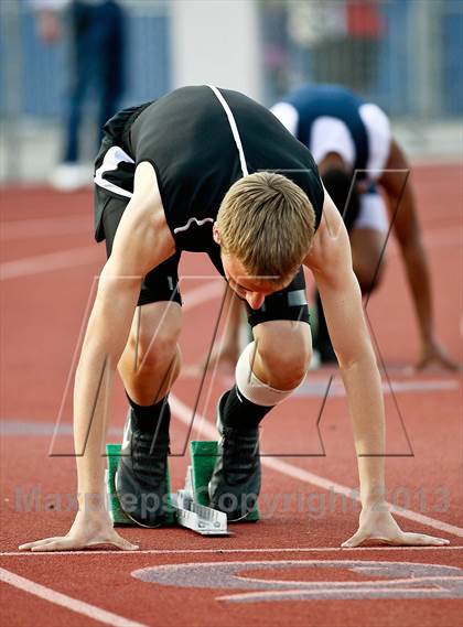 Thumbnail 3 in South West Yosemite League Meet #1 (400m Dash) photogallery.