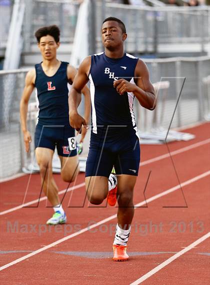 Thumbnail 3 in South West Yosemite League Meet #1 (400m Dash) photogallery.