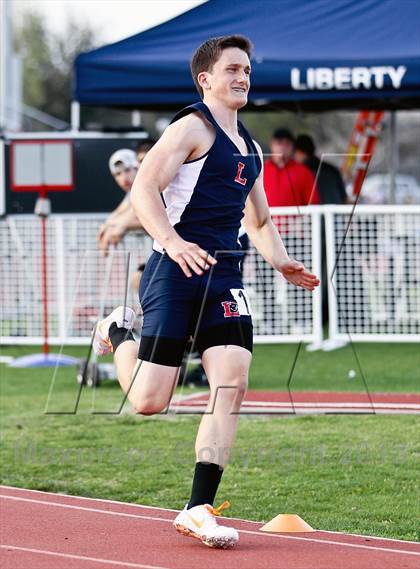 Thumbnail 3 in South West Yosemite League Meet #1 (400m Dash) photogallery.
