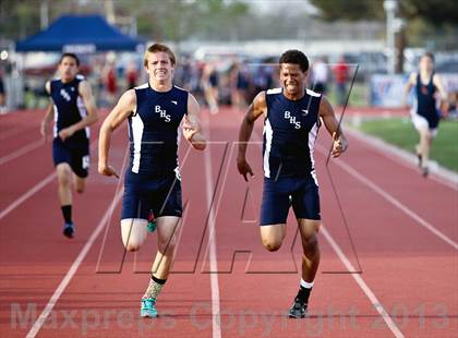 Thumbnail 2 in South West Yosemite League Meet #1 (400m Dash) photogallery.