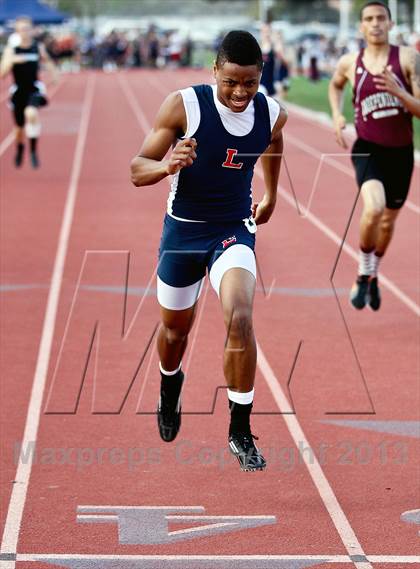 Thumbnail 2 in South West Yosemite League Meet #1 (400m Dash) photogallery.