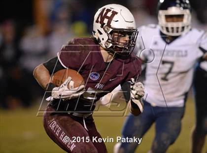 Thumbnail 3 in Wethersfield vs. North Haven (CIAC Class L Semifinal) photogallery.