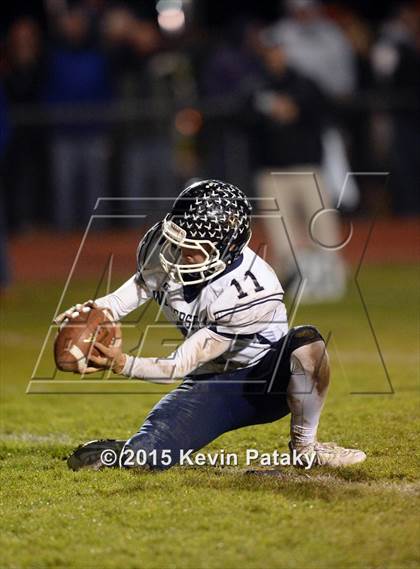 Thumbnail 3 in Wethersfield vs. North Haven (CIAC Class L Semifinal) photogallery.