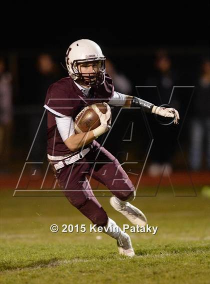 Thumbnail 3 in Wethersfield vs. North Haven (CIAC Class L Semifinal) photogallery.
