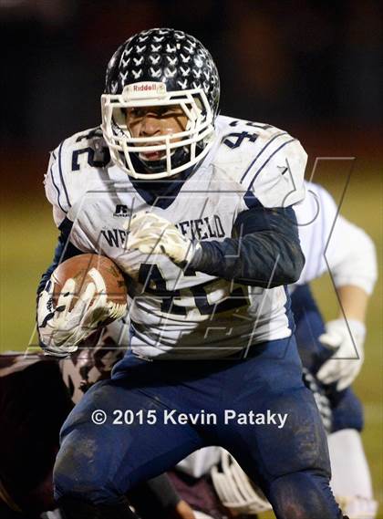 Thumbnail 3 in Wethersfield vs. North Haven (CIAC Class L Semifinal) photogallery.