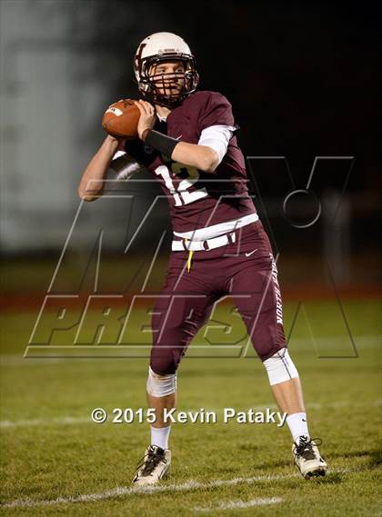 Thumbnail 2 in Wethersfield vs. North Haven (CIAC Class L Semifinal) photogallery.