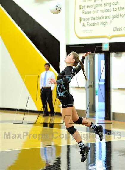 Thumbnail 2 in Villa Park @ Foothill photogallery.