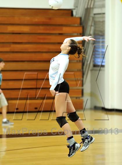 Thumbnail 3 in Villa Park @ Foothill photogallery.