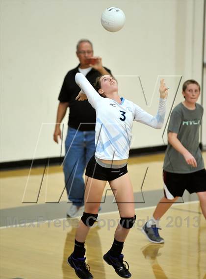 Thumbnail 3 in Villa Park @ Foothill photogallery.