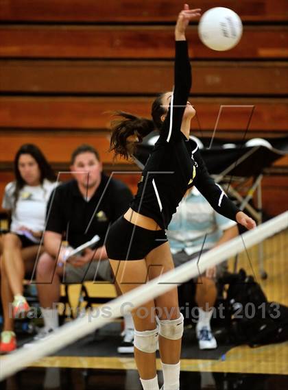 Thumbnail 2 in Villa Park @ Foothill photogallery.