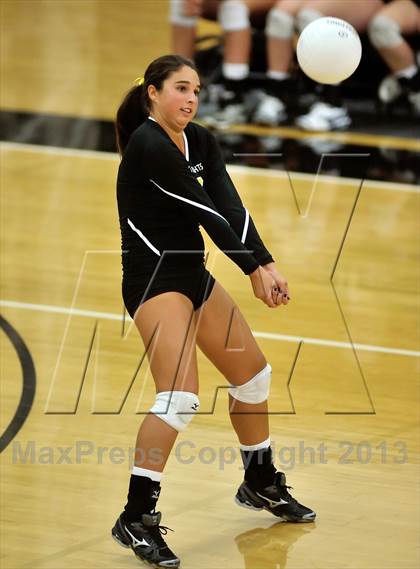 Thumbnail 2 in Villa Park @ Foothill photogallery.