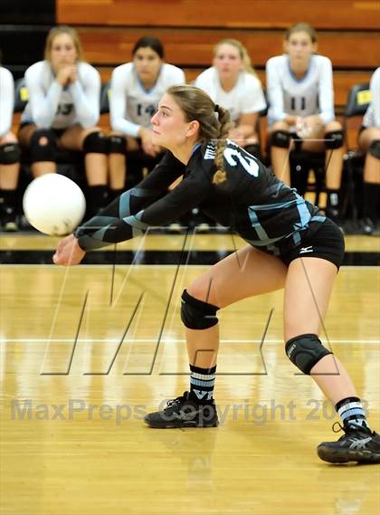 Thumbnail 3 in Villa Park @ Foothill photogallery.