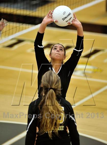 Thumbnail 3 in Villa Park @ Foothill photogallery.