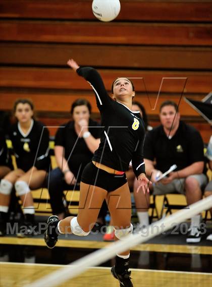 Thumbnail 3 in Villa Park @ Foothill photogallery.