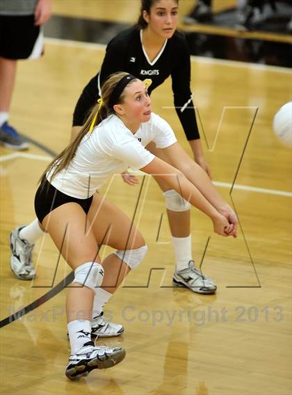 Thumbnail 3 in Villa Park @ Foothill photogallery.
