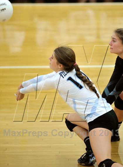 Thumbnail 3 in Villa Park @ Foothill photogallery.
