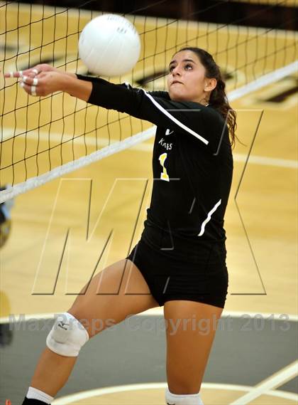 Thumbnail 2 in Villa Park @ Foothill photogallery.