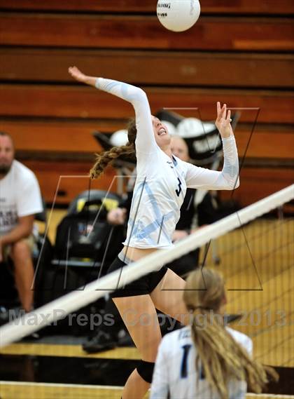 Thumbnail 2 in Villa Park @ Foothill photogallery.