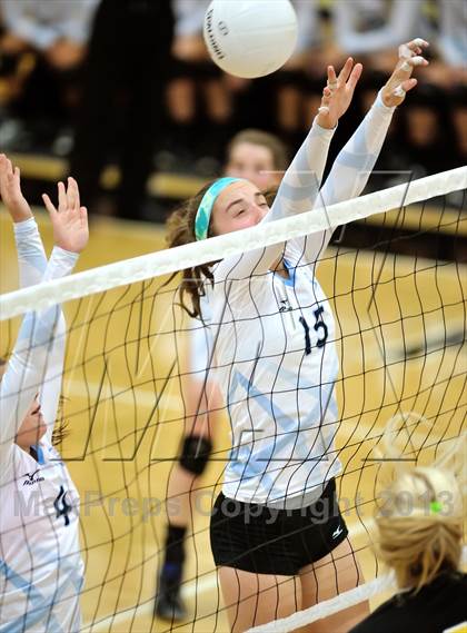 Thumbnail 1 in Villa Park @ Foothill photogallery.