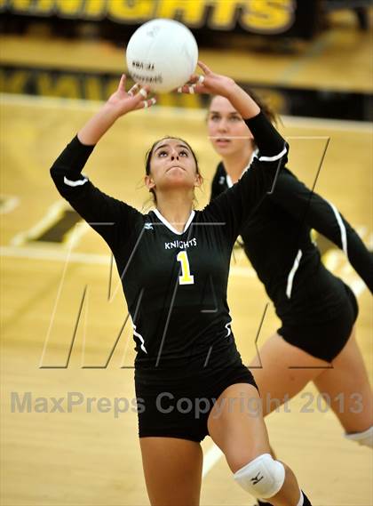 Thumbnail 1 in Villa Park @ Foothill photogallery.