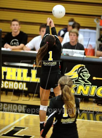 Thumbnail 3 in Villa Park @ Foothill photogallery.