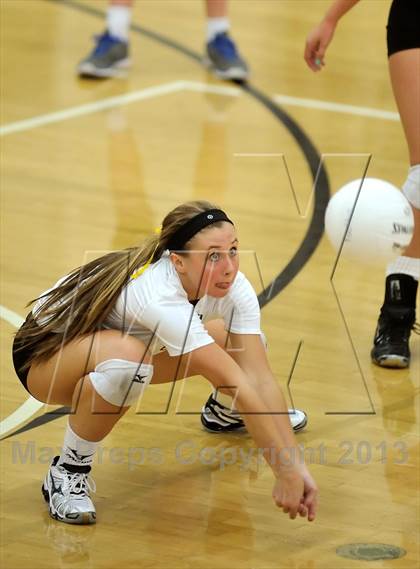 Thumbnail 2 in Villa Park @ Foothill photogallery.