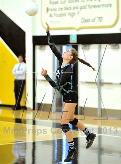 Thumbnail 2 in Villa Park @ Foothill photogallery.