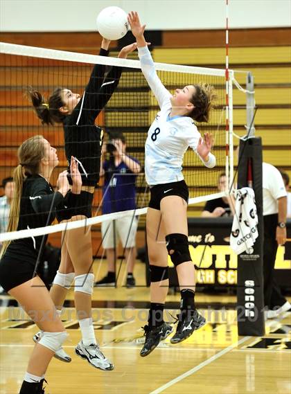 Thumbnail 3 in Villa Park @ Foothill photogallery.